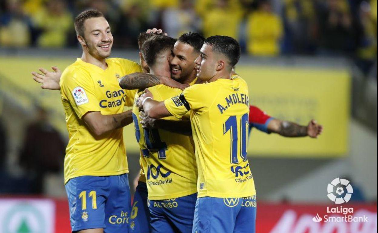Las Palmas celebra uno de sus goles. 