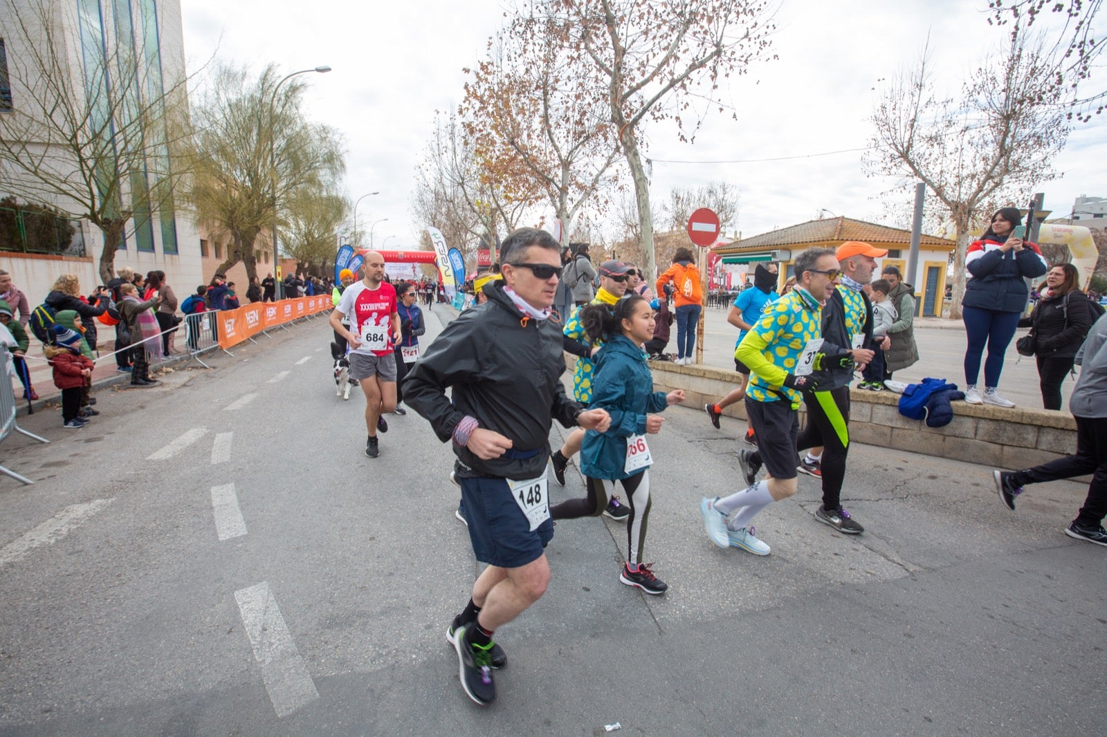 ientos de corredores participan en una de las grandes pruebas del Gran Premio de Fondo Diputación de Granada