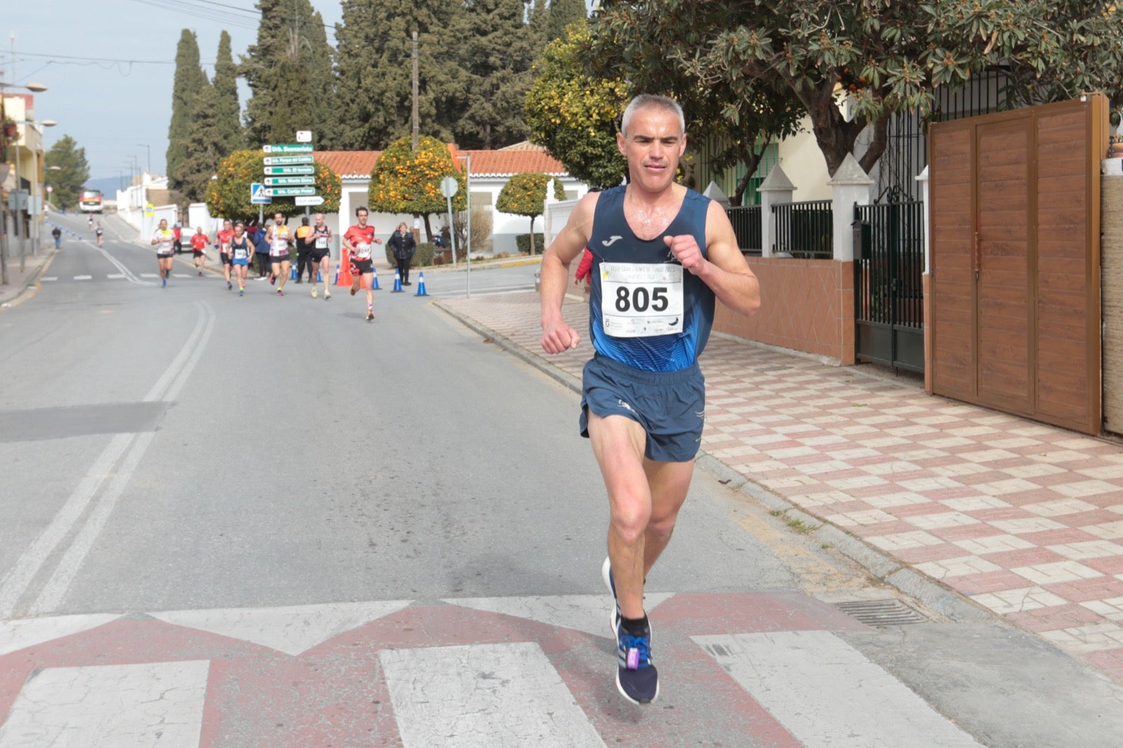ientos de corredores participan en una de las grandes pruebas del Gran Premio de Fondo Diputación de Granada