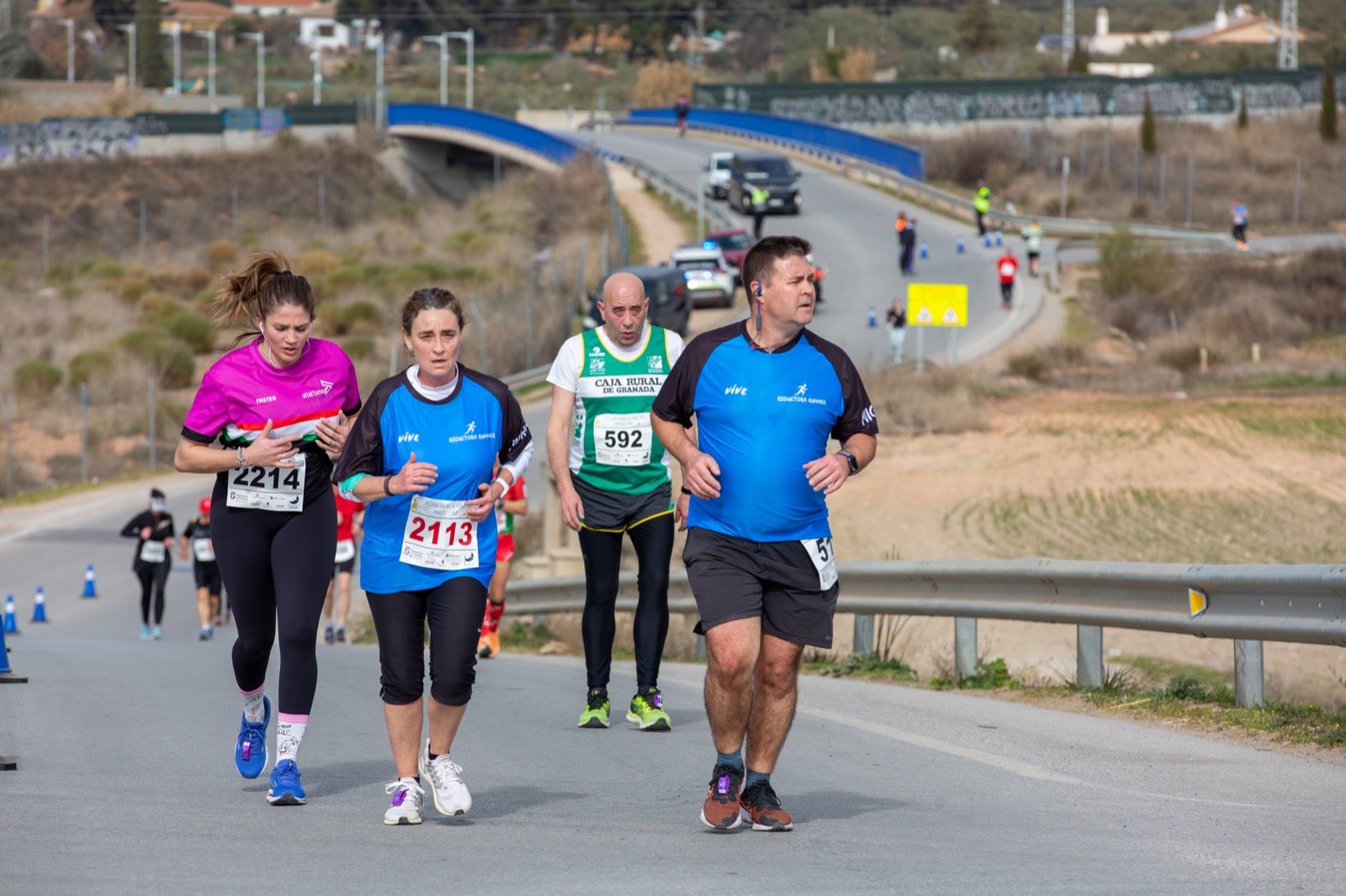 ientos de corredores participan en una de las grandes pruebas del Gran Premio de Fondo Diputación de Granada