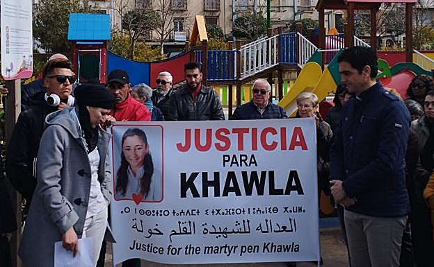 Concentración en memoria de la joven asesinada. 