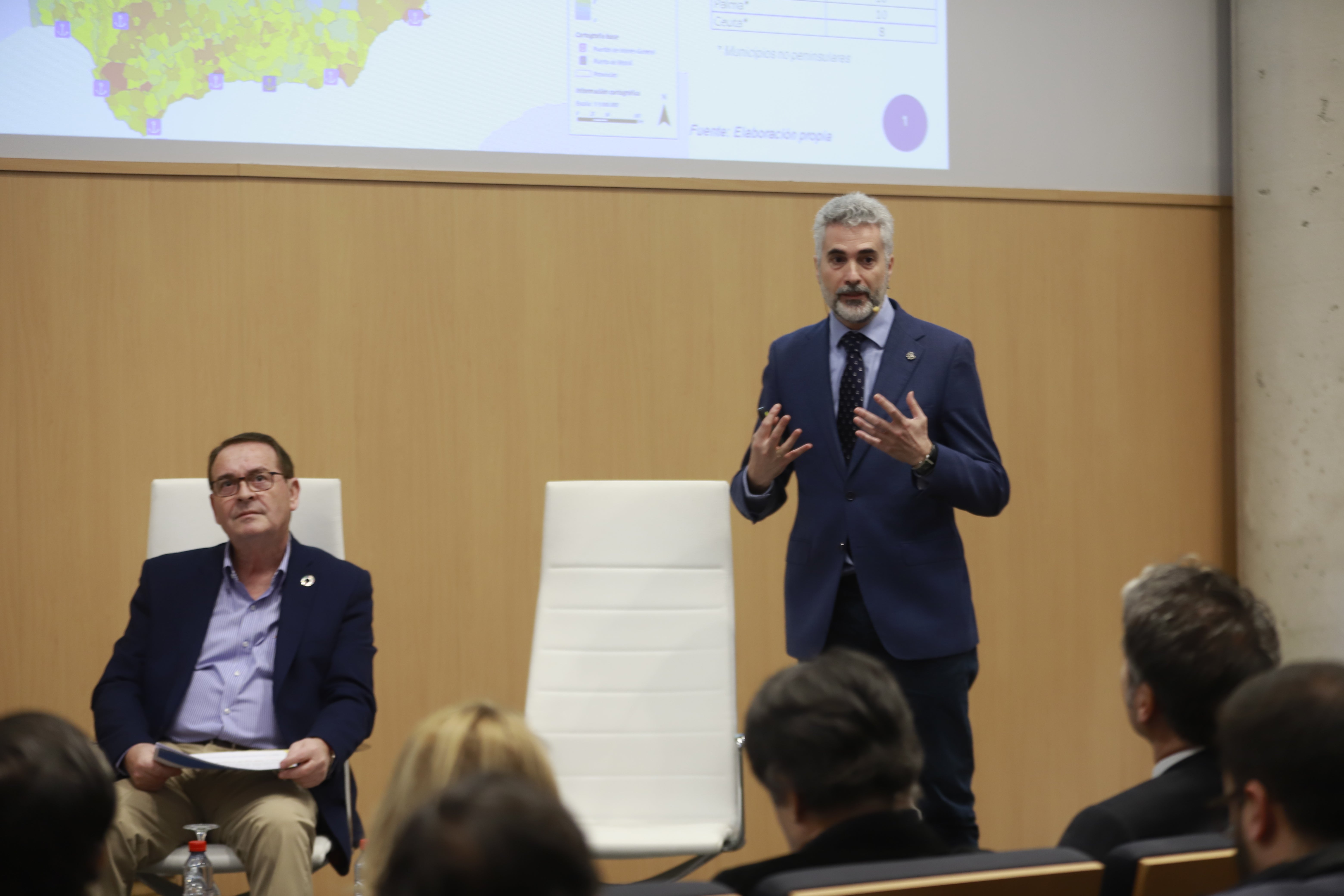 Los momentos más destacados del encuentro celebrado en el Puerto de Motril