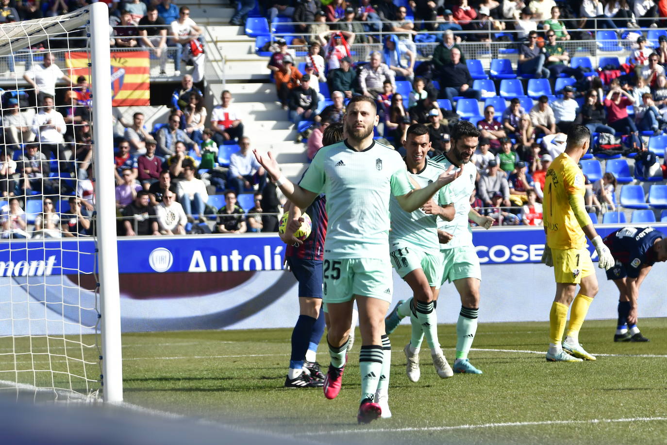 Las instantáneas del encuentro en el Alcoraz