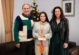 Ántonio Jesús Casimiro, Cristina Teruel y María del Mar Vázquez.