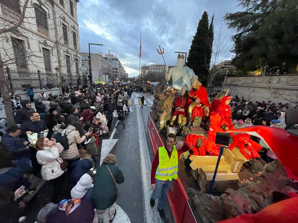 Las imágenes de la ilusión en la Cabalgata de Granada