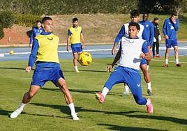 Kaiky, que espera el balón, se queda y no irá al preolímpico de Venezuela.