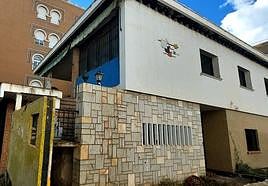 La sociedad del hotel Casablanca derriba una antigua villa en la calle Bikini de Almuñécar