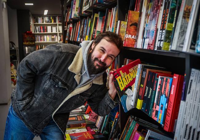 Isaac Sánchez, en librería Picasso Comics.