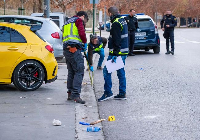 Las imágenes del lugar del asesinato en Granada.