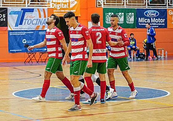 Los jugadores del Sima Granada celebran un gol.