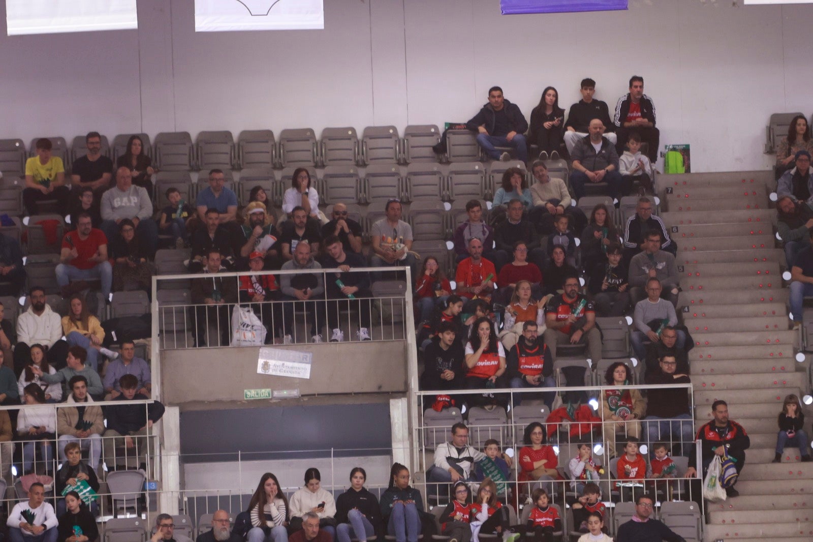 Encuéntrate en las gradas del Palacio durante el Covirán-Barcelona