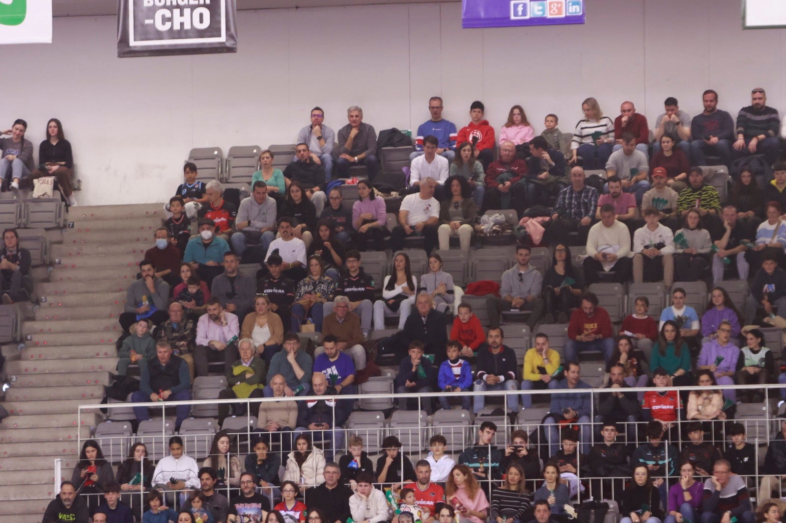 Encuéntrate en las gradas del Palacio durante el Covirán-Barcelona
