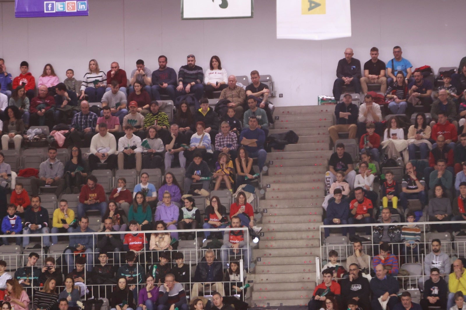 Encuéntrate en las gradas del Palacio durante el Covirán-Barcelona