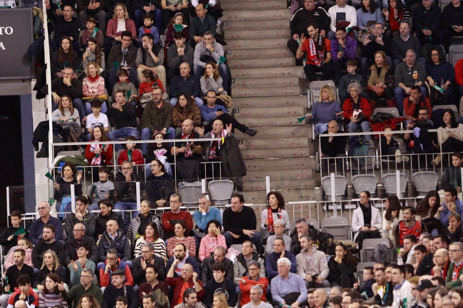 Encuéntrate en las gradas del Palacio durante el Covirán-Barcelona