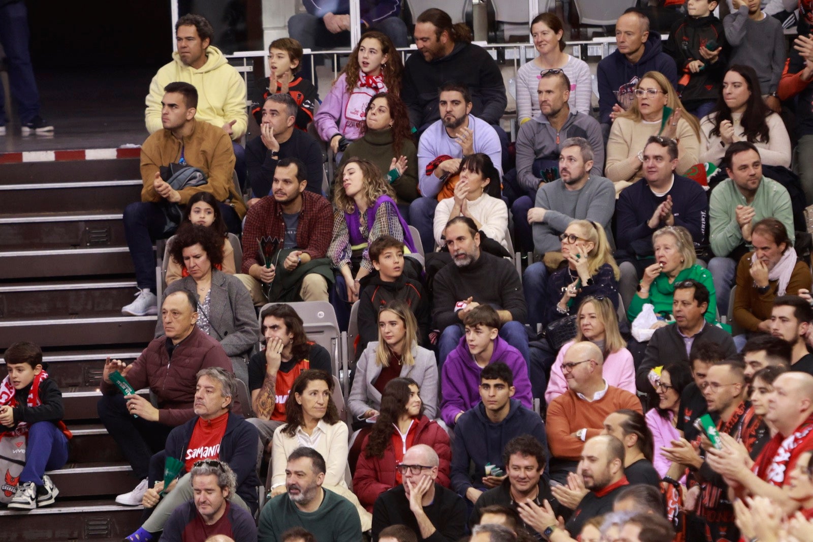 Encuéntrate en las gradas del Palacio durante el Covirán-Barcelona