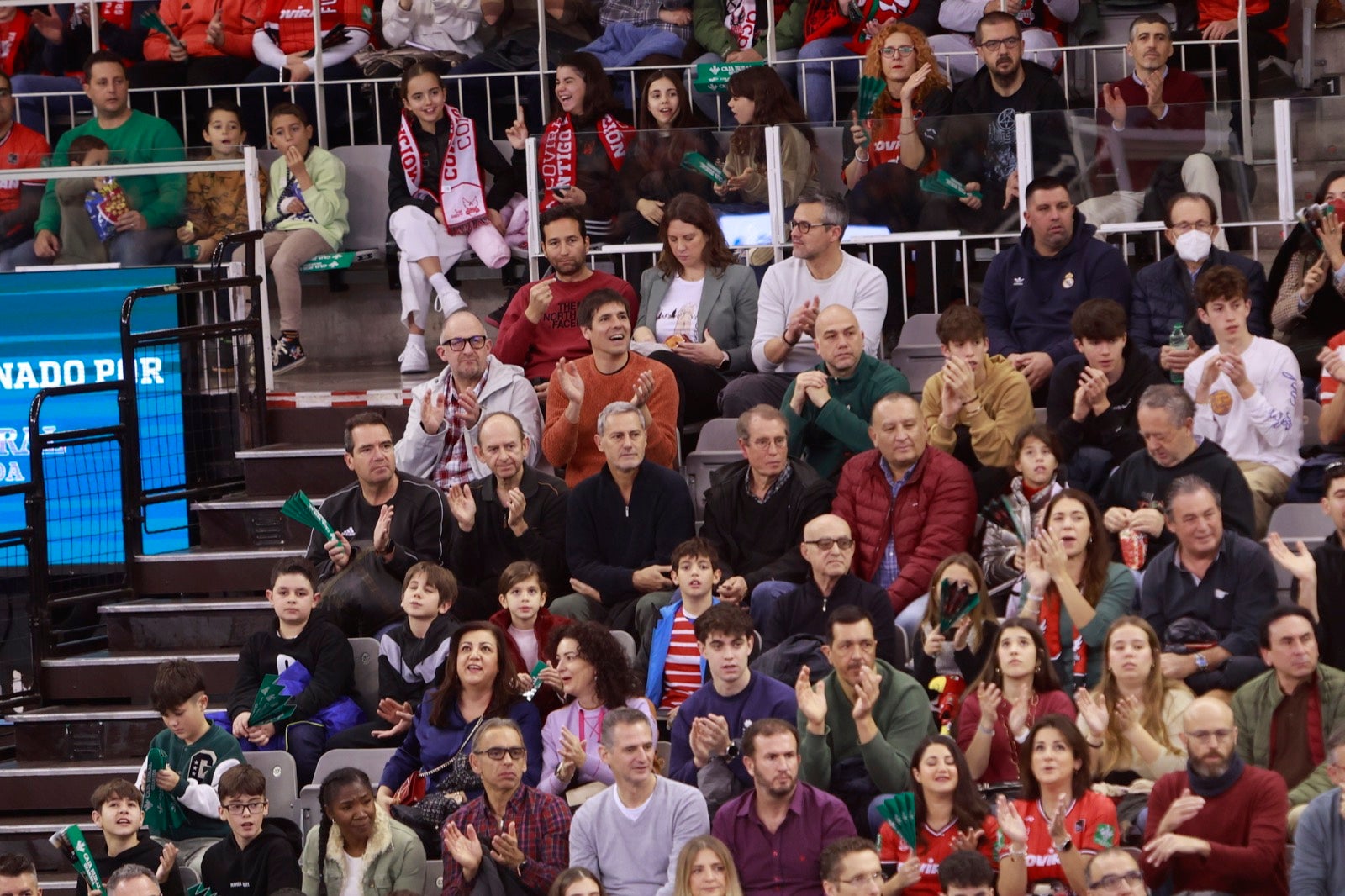 Encuéntrate en las gradas del Palacio durante el Covirán-Barcelona