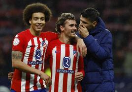 Witsel, Griezmann y Morata celebran la clasificación a cuartos de la Copa del Rey frente al Real Madrid.