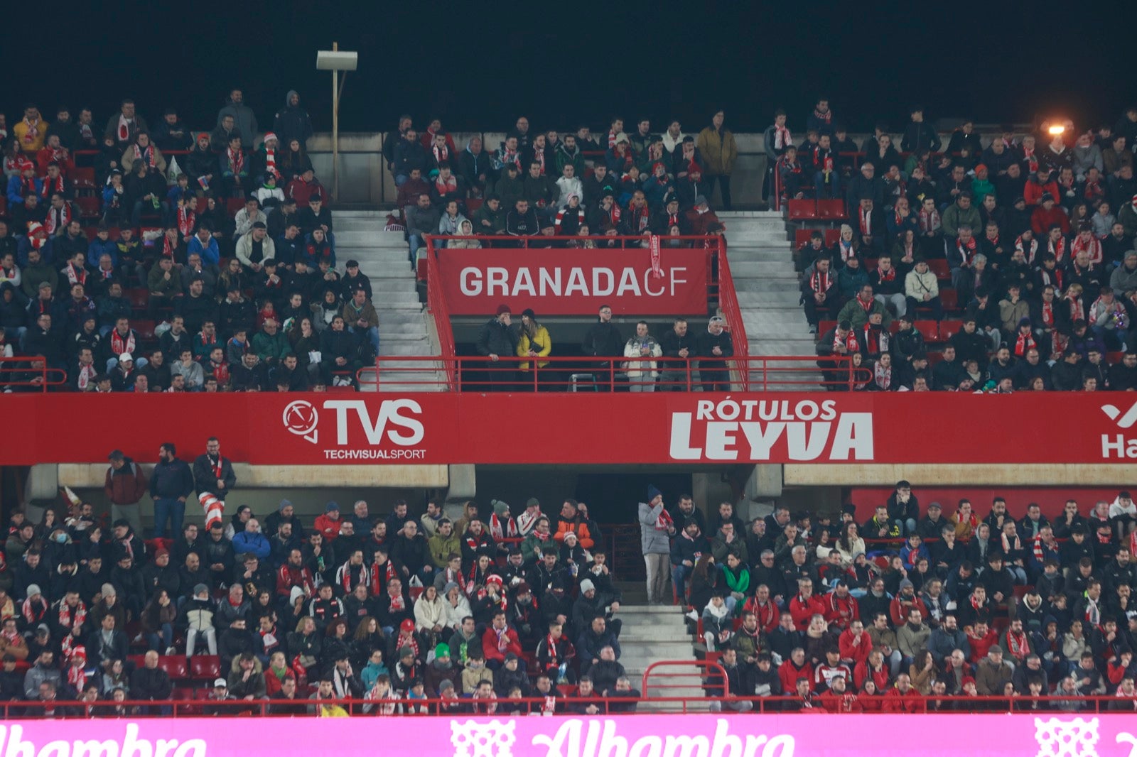 Encuéntrate en Los Cármenes durante el Granada-Atlético de Madrid