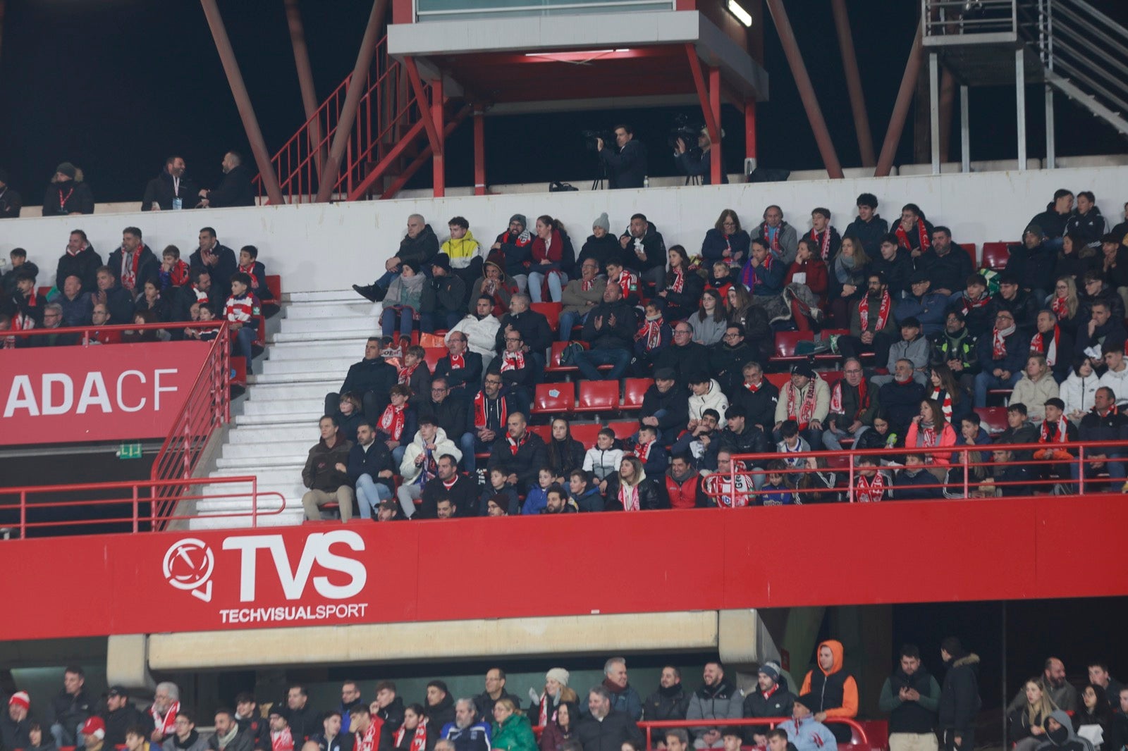 Encuéntrate en Los Cármenes durante el Granada-Atlético de Madrid