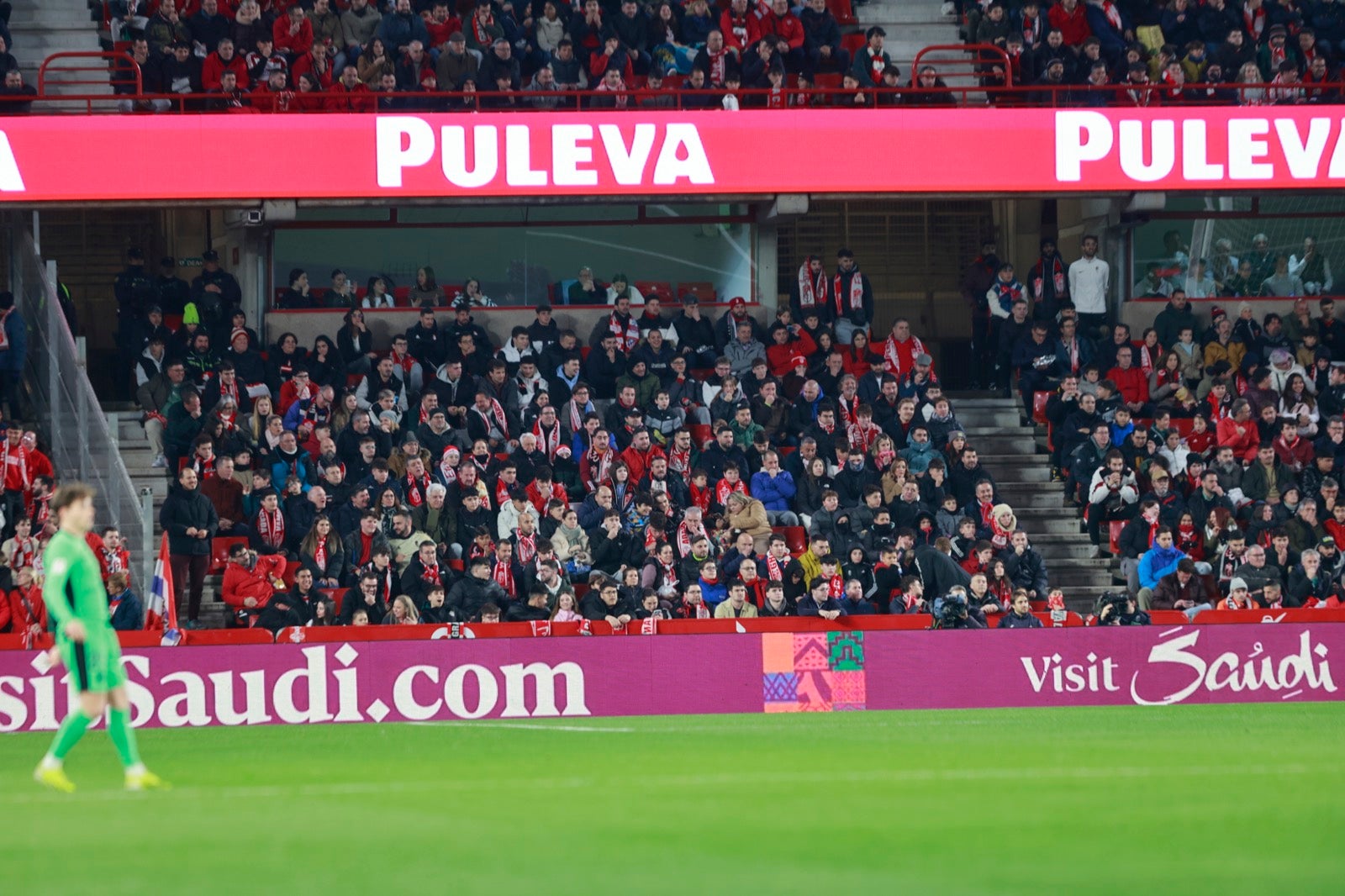 Encuéntrate en Los Cármenes durante el Granada-Atlético de Madrid