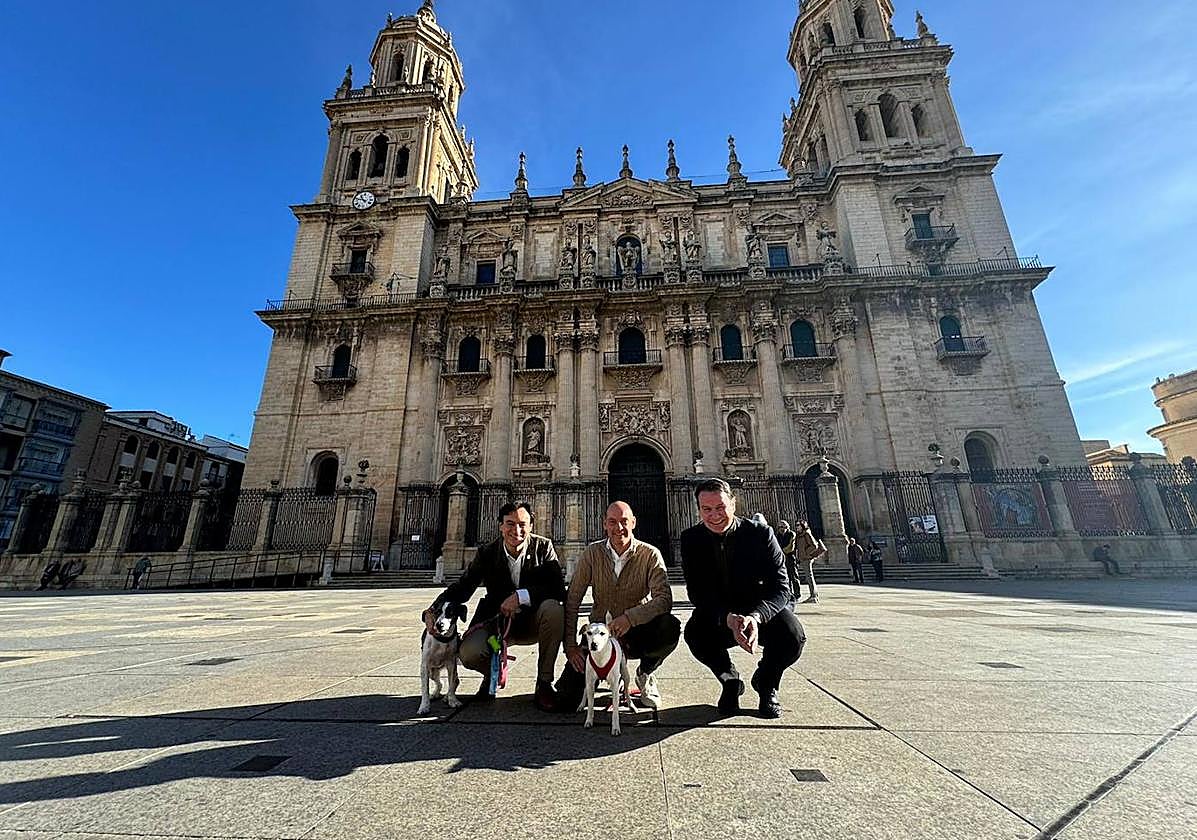 Bruce, Agustín González, Pablo Muñoz, Pipper y Manuel Carlos Vallejo.