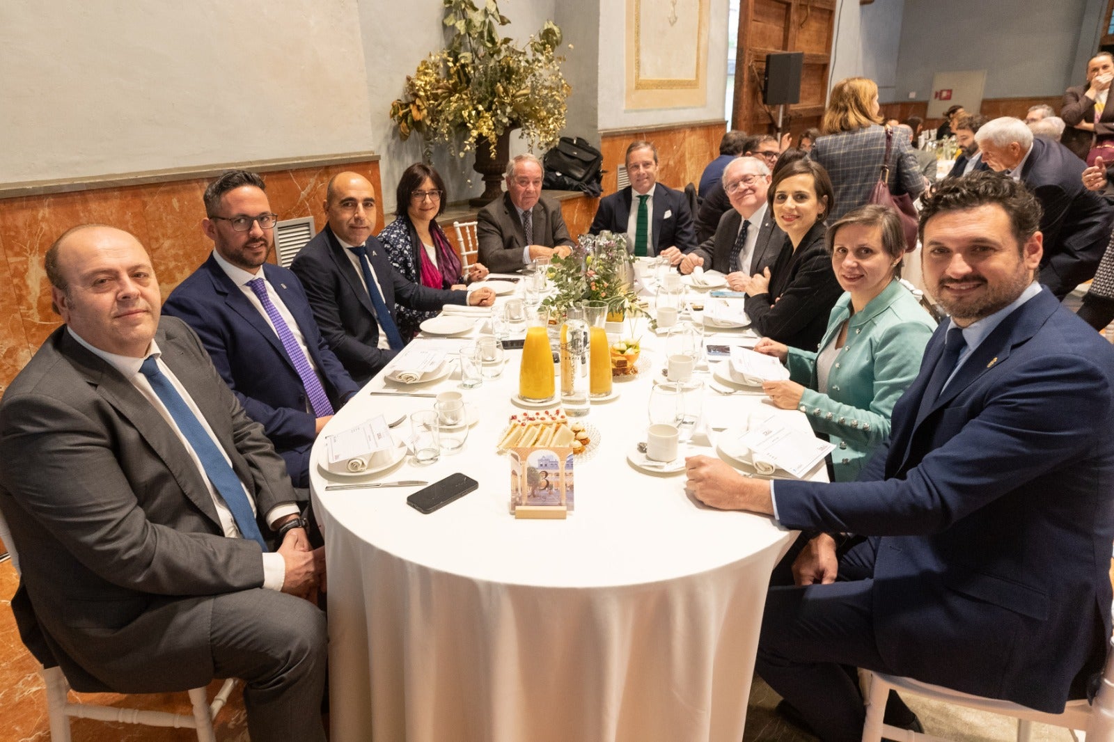 Las imágenes del desayuno Ideal con la consejera Carmen Crespo