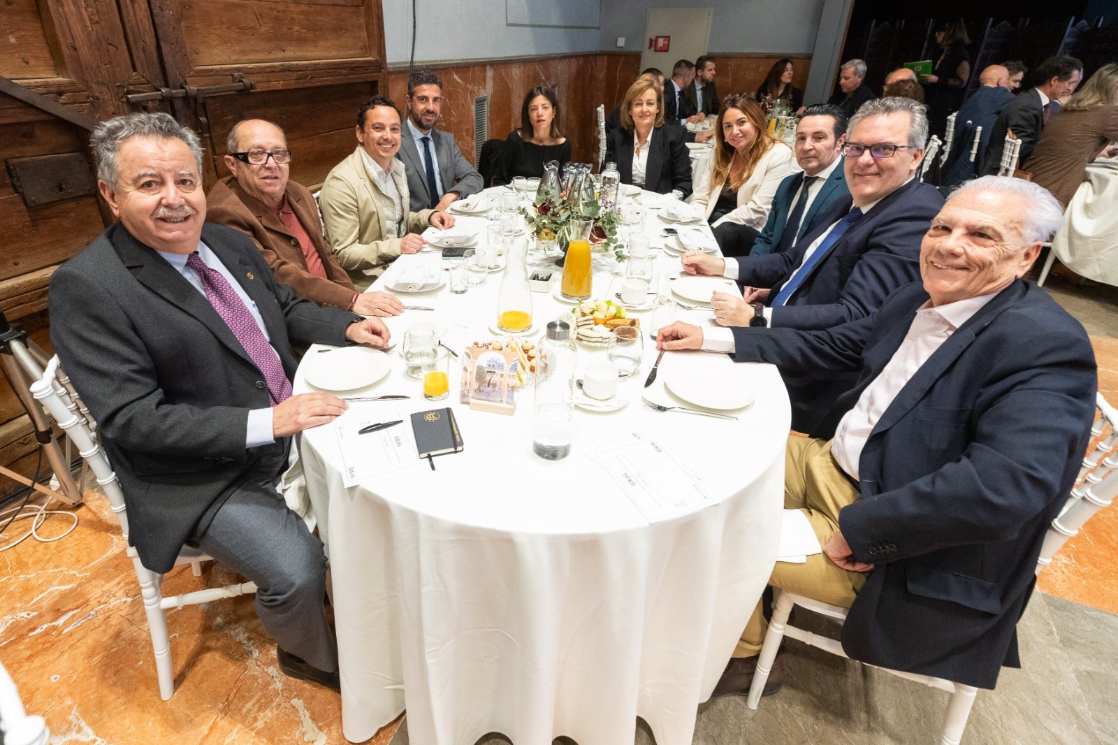 Las imágenes del desayuno Ideal con la consejera Carmen Crespo