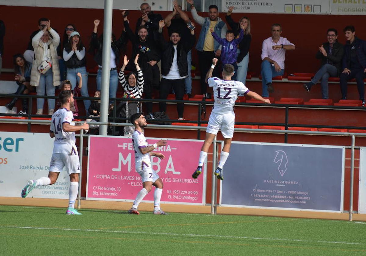 Celebración de un gol del Real Jaén.