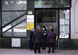 Las ventajas sanitarias que ofrece la Seguridad Social a las familias con hijos menores de 26 años