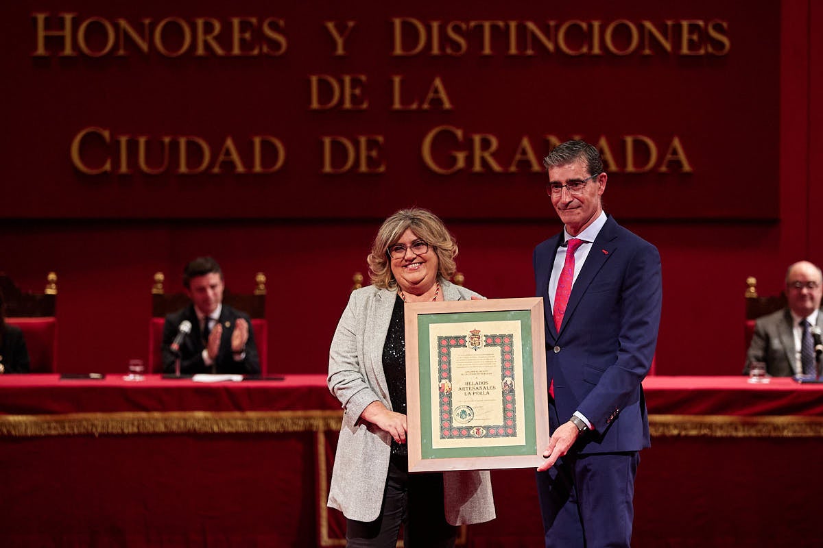 Granada entrega sus Honores y Distinciones de la Ciudad