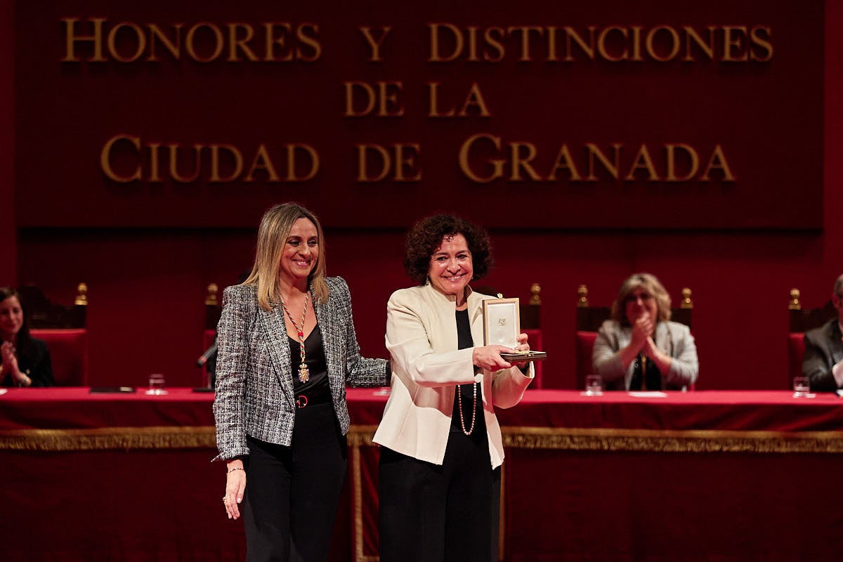 Granada entrega sus Honores y Distinciones de la Ciudad