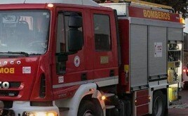 Tres heridos leves en un incendio doméstico en el Zaidín