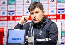 Alexander Medina, durante su comparecencia de prensa en Los Cármenes.