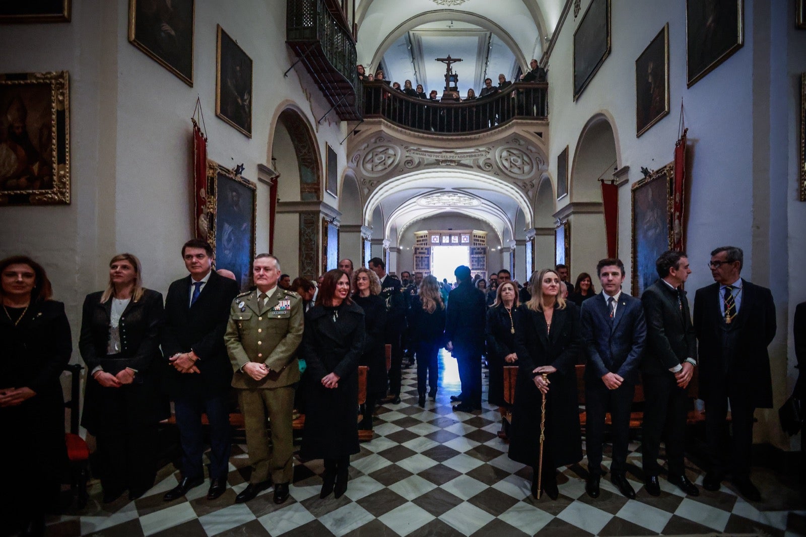 Las imágenes de la celebración de San Cecilio en Granada: salaíllas y habas para todos