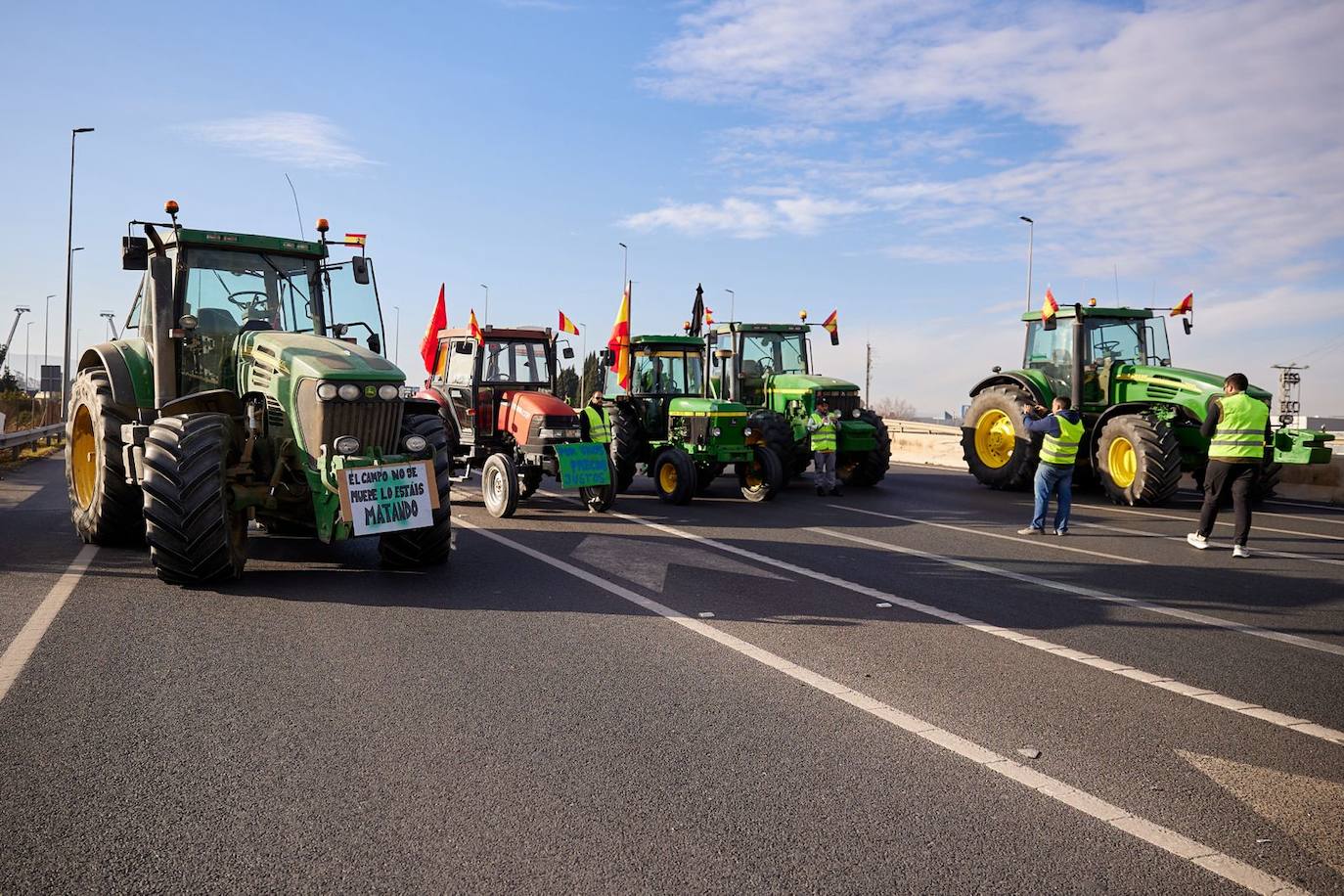 Las imágenes de la tractorada de Granada