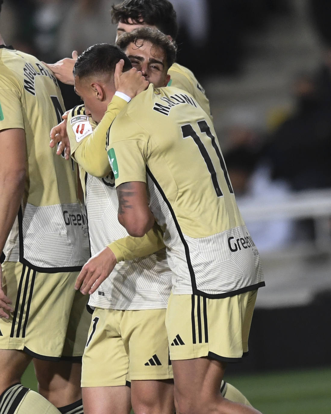 Las imágenes del partidazo del Granada en Barcelona