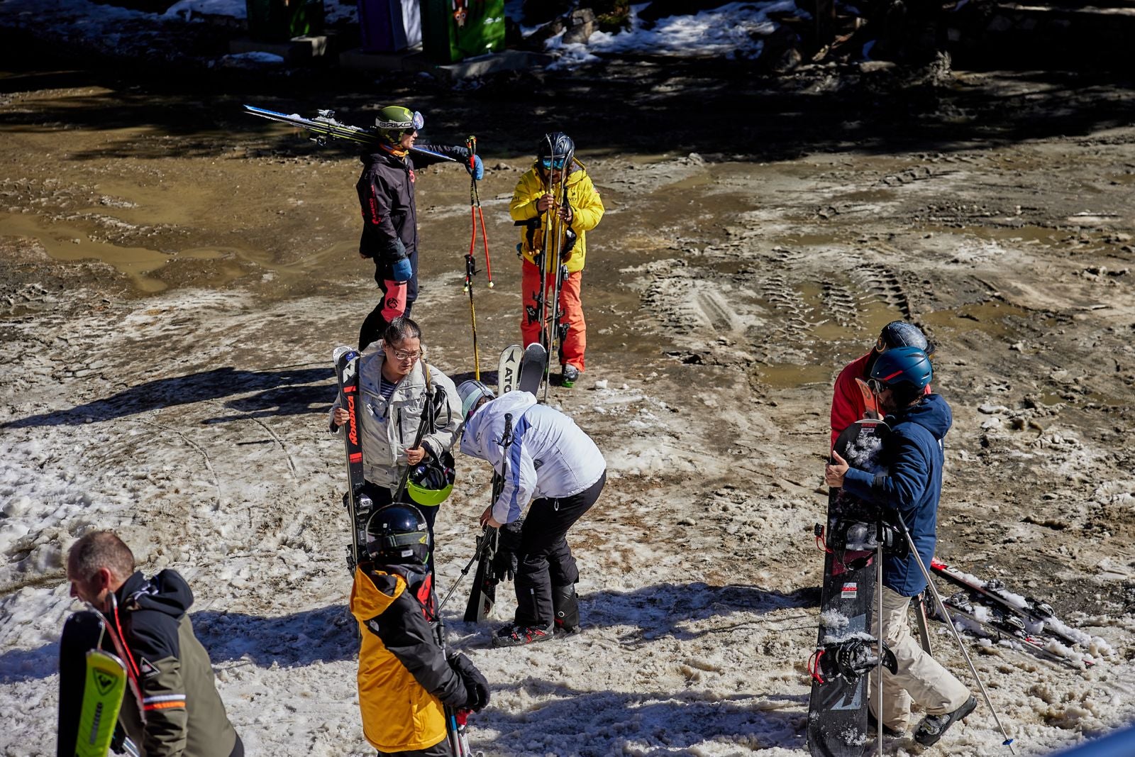 Las imágenes del día después del barro en Sierra Nevada