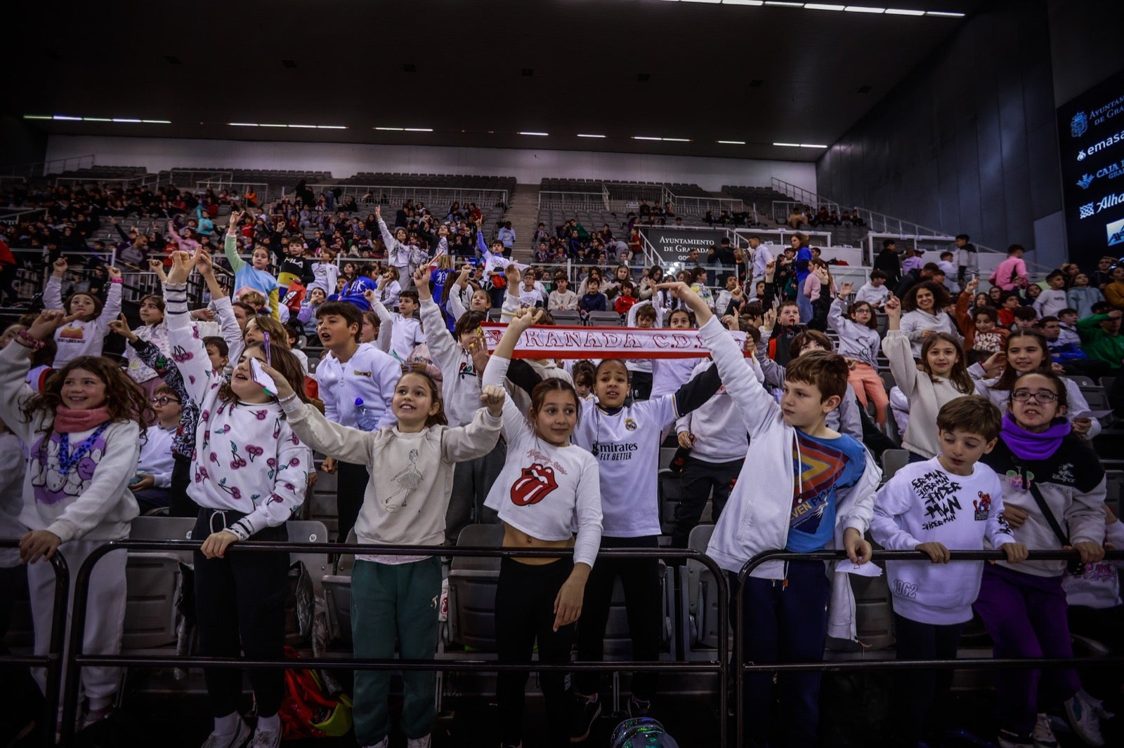 Las imágenes de los niños en el Fénix Game del Palacio de los Deportes