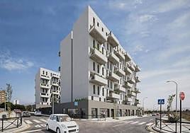Nuevo edificio en Alquerías.