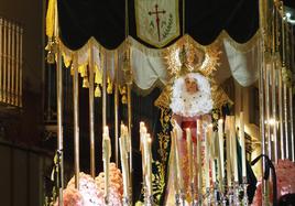 Desfile procesional de Semana Santa en Orcera.