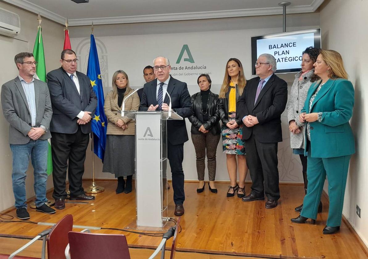 El equipo de delegados de la Junta de Andalucía en Jaén.