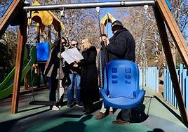 Columpios inclusivos para el Paseo de la Bomba y el parque infantil de La Hípica