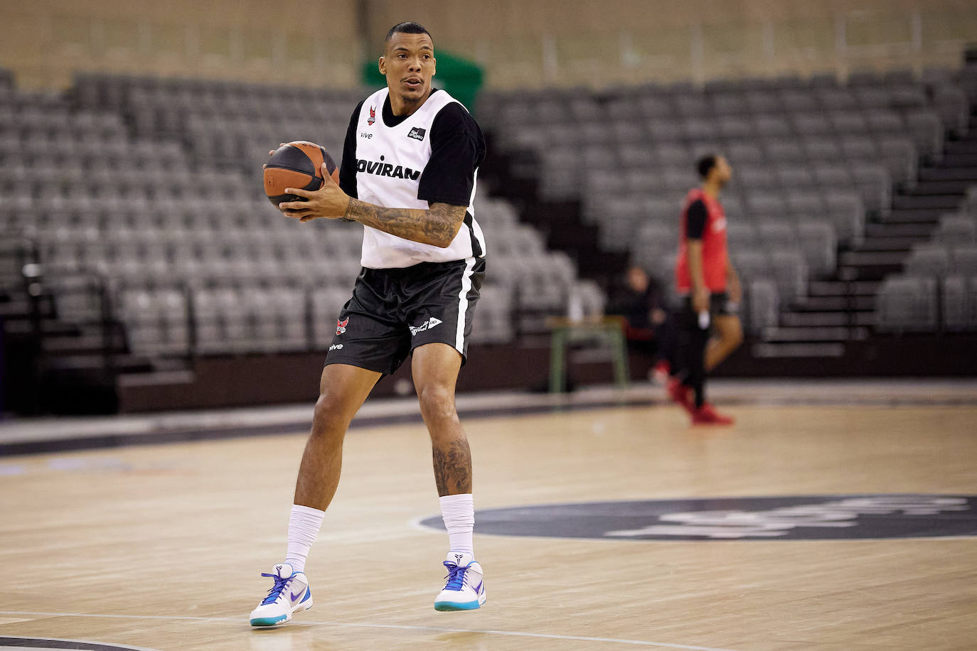 Jacob Wiley, en su primer entrenamiento con el Covirán esta tarde en el Palacio.