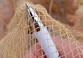 Inspección pesquera decomisa una red ilegal para capturar inmaduros en la Isleta del Moro