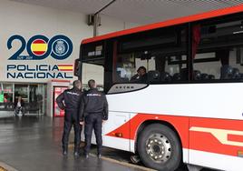 Amenaza de muerte con unas tijeras a una joven en la ruta de bus Madrid-Granada
