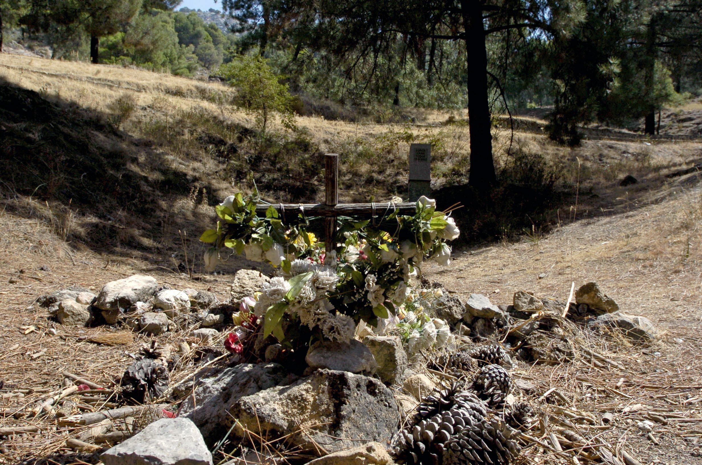 Una de las fosas de represaliados del franquismo en el barranco de Víznar.