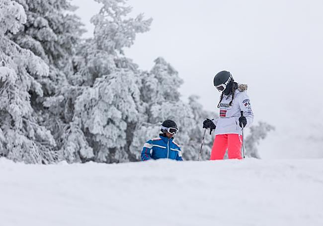 Las imágenes de la nieve de vuelta en Sierra Nevada.