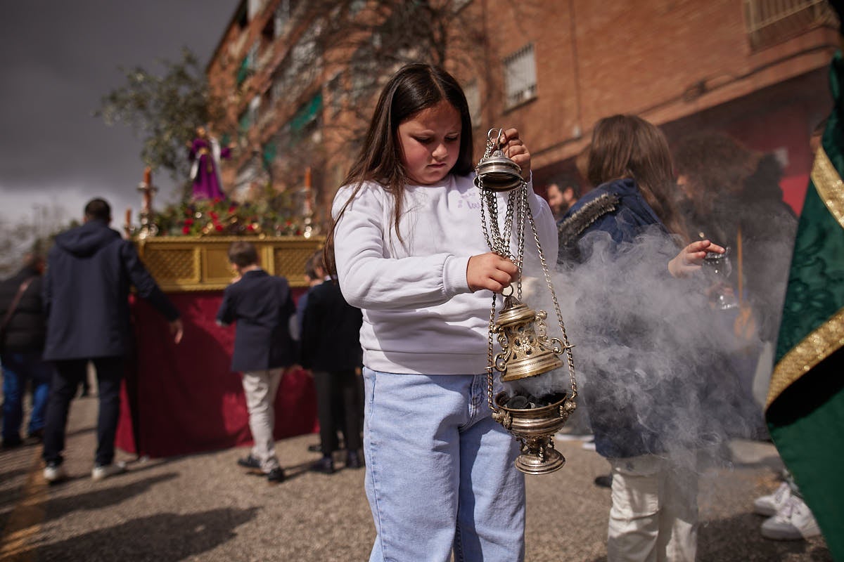 Las imágenes de la procesión infantil de los Salesianos