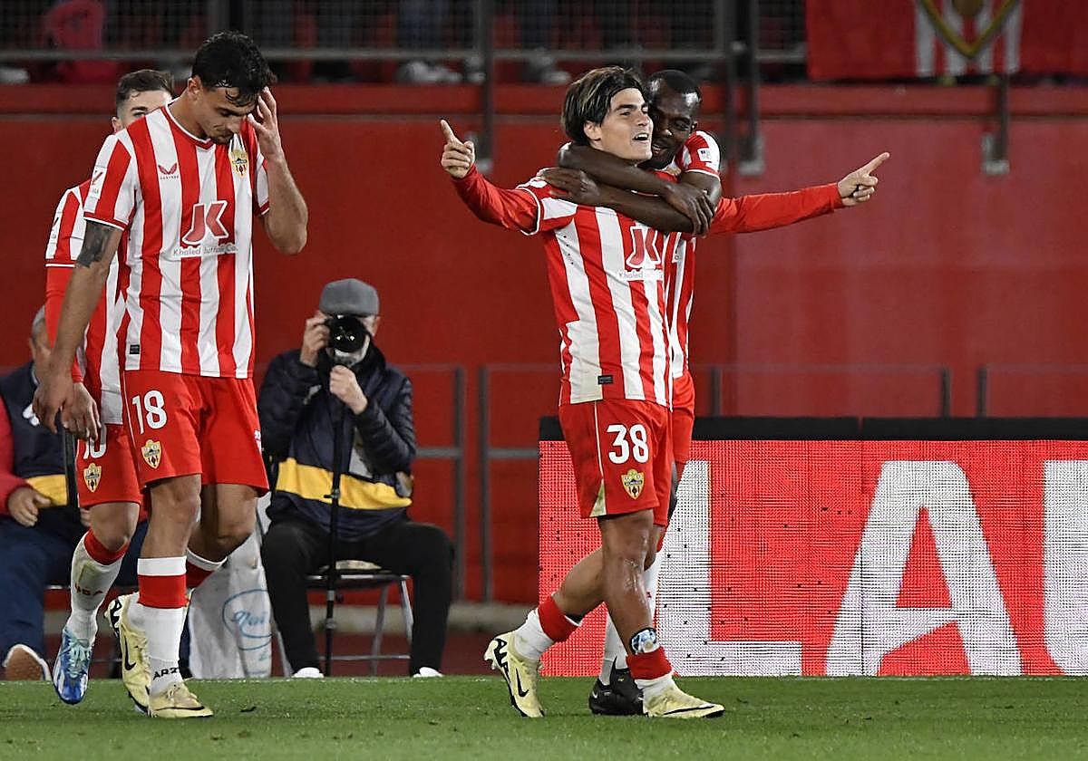 Luka Romero, de la UDA, celebra uno de los dos goles que le hizo al Atlético de Madrid.