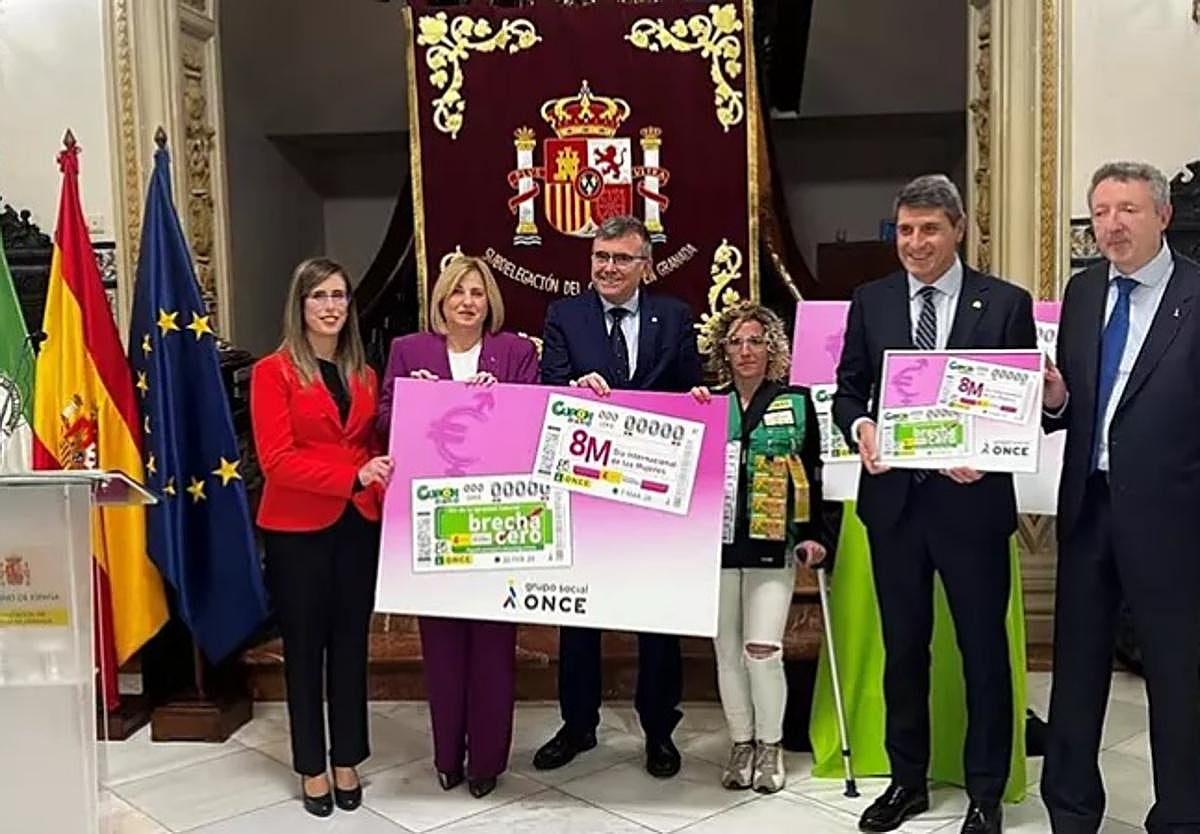 Presentación en Granada del cupón de la ONCE dedicado al Día Internacional de las Mujeres.